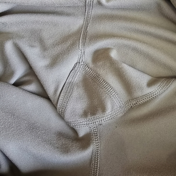 Girlfriend Collective High Waist Capri Leggings size XXL - Picture 9 of 13